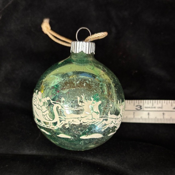 Vintage Shiny Brite Santa's Sleigh & Reindeer Ornament Aqua & White 1950's - Picture 7 of 7